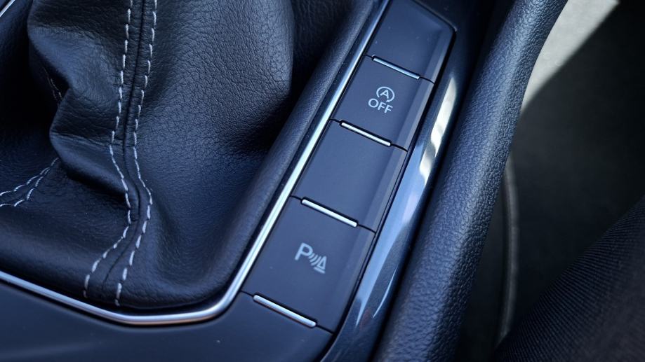 Rabljeno vozilo VW Tiguan 2.0 TDI DSG R-Line, Diesel, fotografija 15