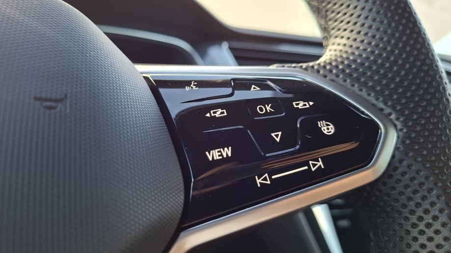 Rabljeno vozilo VW Tiguan 2.0 TDI DSG R-Line, Diesel, fotografija 19