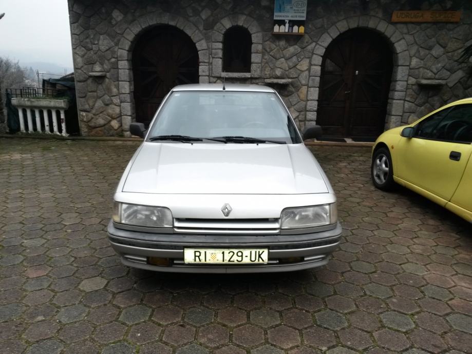 Renault 21 1.7 , 1989 god.