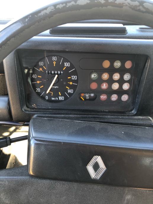 Renault 4 GTL, fotografija 6