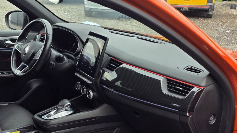 RENAULT ARKANA e tech **RS*** POVIŠENI ĐIP U FULL OPREMI***KAO NOVI, fotografija 13
