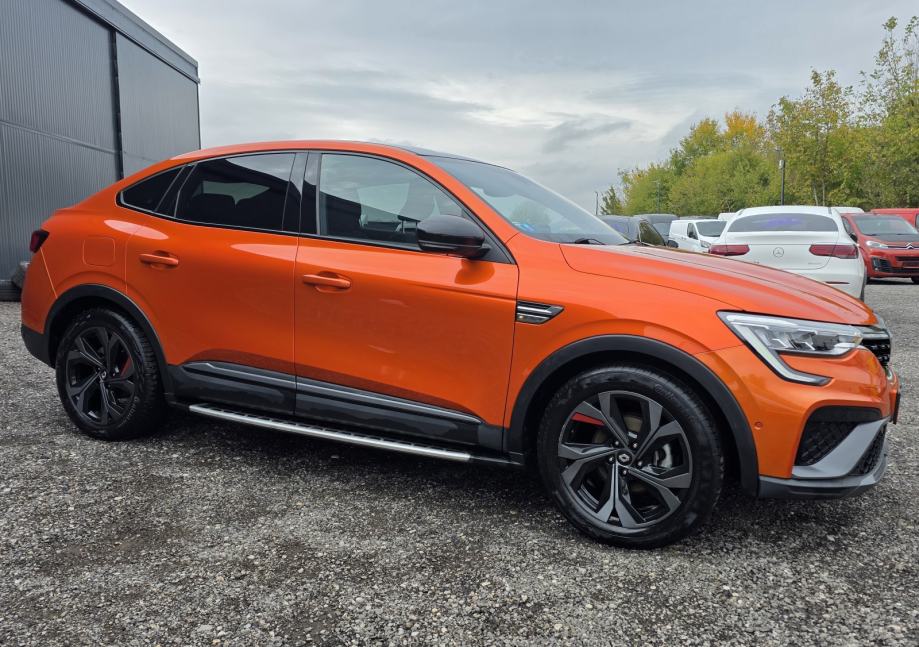 RENAULT ARKANA e tech **RS*** POVIŠENI ĐIP U FULL OPREMI***KAO NOVI, fotografija 19