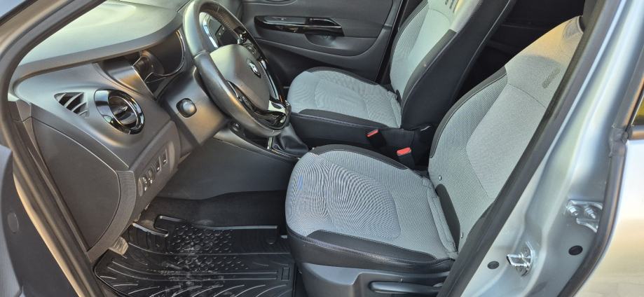 Renault Captur 0.9. 105 tkm, fotografija 13