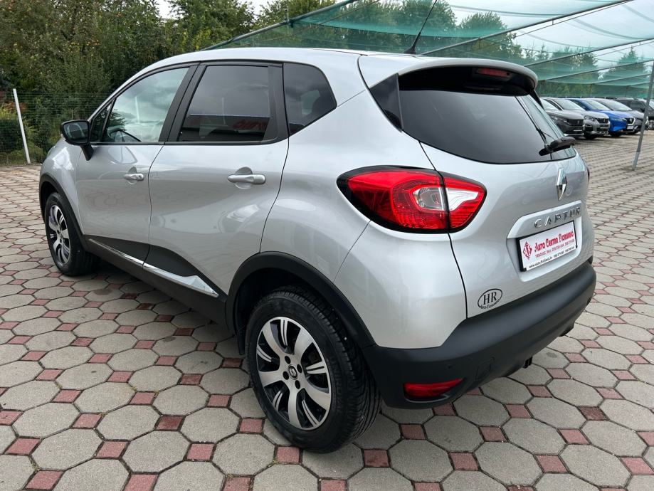 Renault Captur 0.9 TCe 2016.,VELIKI SERVIS, PARK SENZ.,NAVI, CAR PASS, fotografija 7