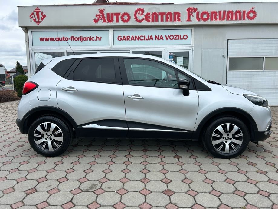 Renault Captur 0.9 TCe 2016.,VELIKI SERVIS, PARK SENZ.,NAVI, CAR PASS, fotografija 4