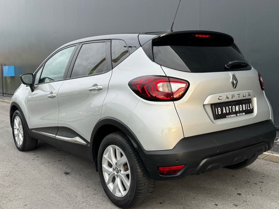 Renault Captur 0.9 TCe NAVI • TEMPOMAT • ALU • V. SERVIS • PARK. SENZ, fotografija 5