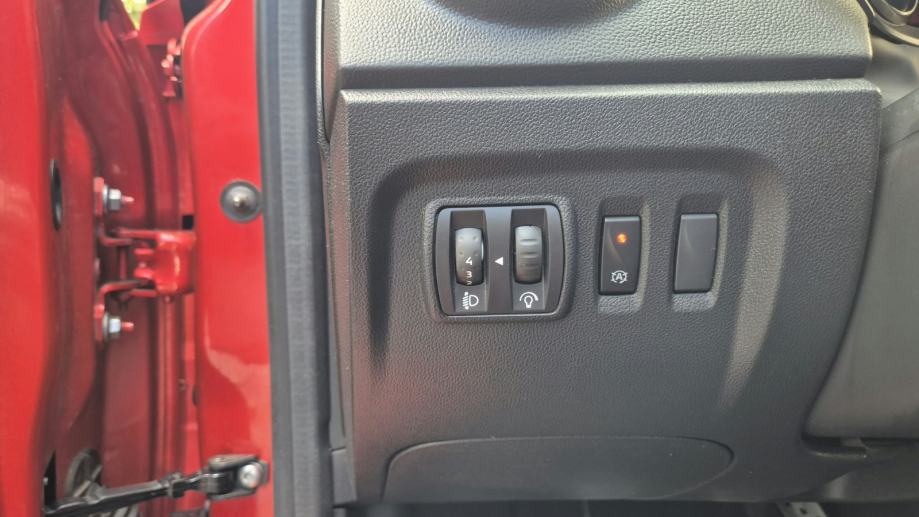 Renault Captur 09 TCe INTENS , LED/NAVI/KEYLESS/reg 1 god IZUZETAN, fotografija 15