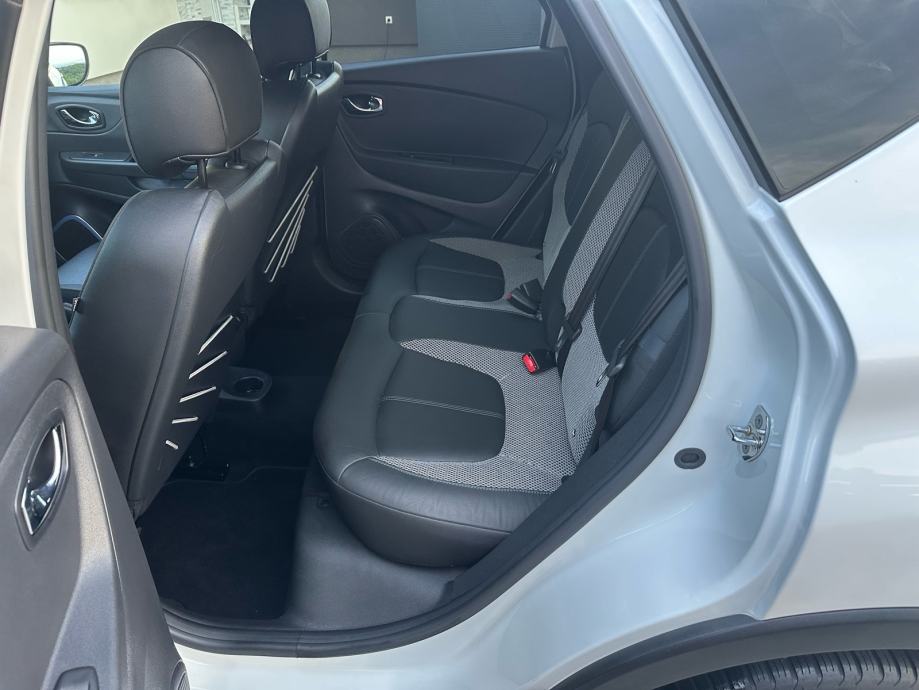 Renault Captur 1.2 TCE - 120ks - REG 09/2027 - DVOBOJAN - ODLIČAN!!, fotografija 11