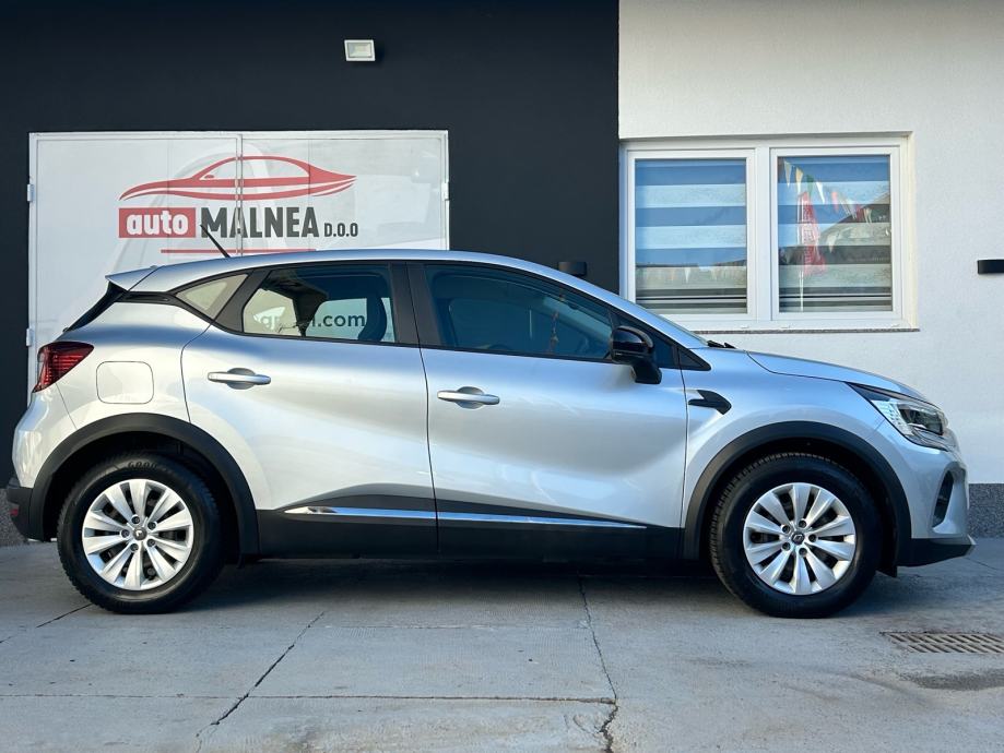Renault Captur 1.5 dci 85KW 2020G.NOVI MODEL LED TOP STANJE SERVISNA, fotografija 7
