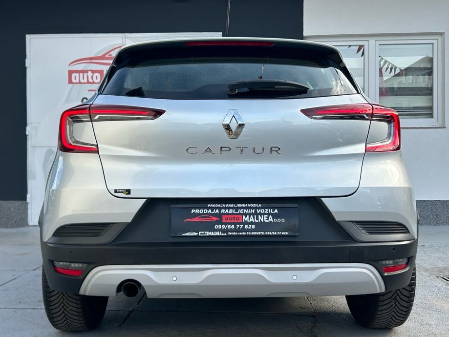 Renault Captur 1.5 dci 85KW 2021G.NOVI MODEL LED TOP STANJE SERVISNA, fotografija 14