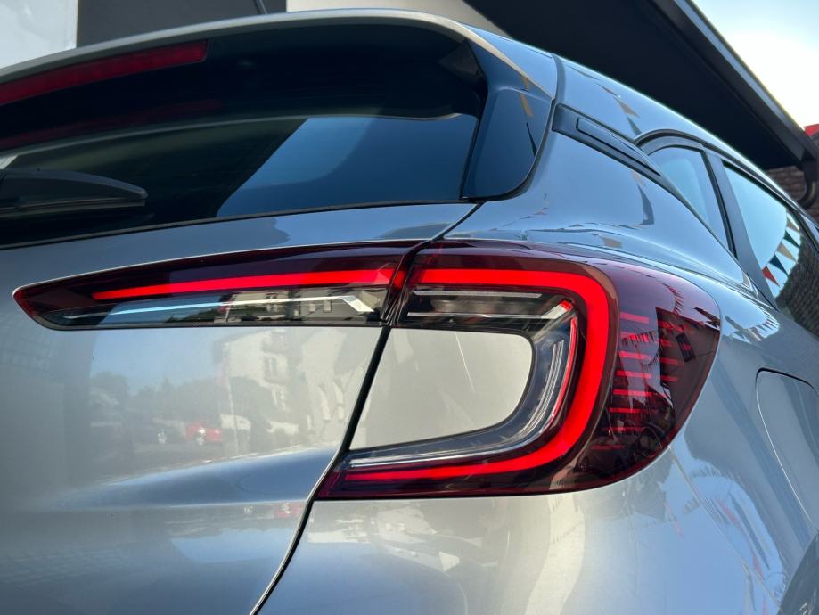 Renault Captur 1.5 dci 85KW 2021G.NOVI MODEL LED TOP STANJE SERVISNA, fotografija 12
