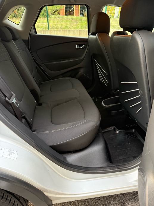 RENAULT CAPTUR 1.5DCI - 2016.G - LIMITED - LED - NAVI - HR AUTO -, fotografija 9