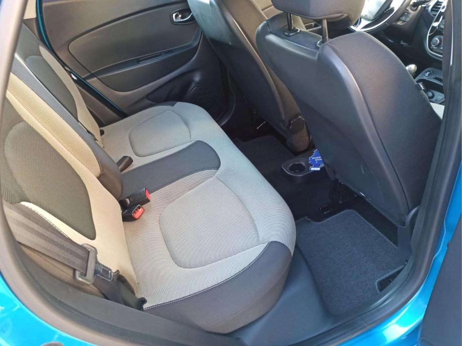 Renault Captur 1.5dCi 90, fotografija 17