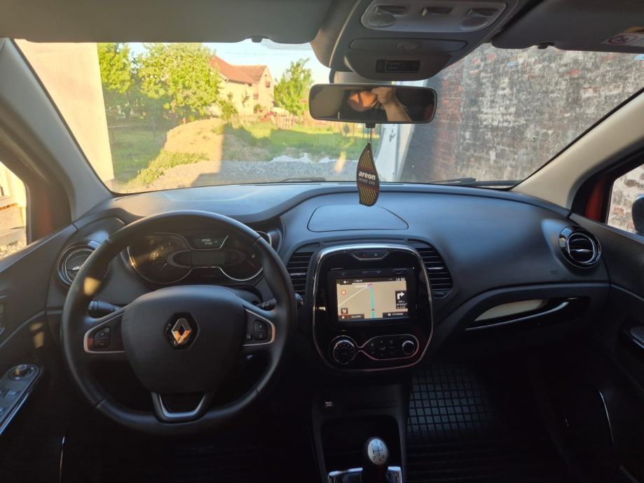 Renault Captur 1.5dci - HR Auto, odlicno stanje!, fotografija 7