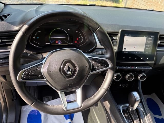 Renault Captur 1.6 E-Tech Hybrid automatik 145KS,REG.1 GOD., fotografija 9