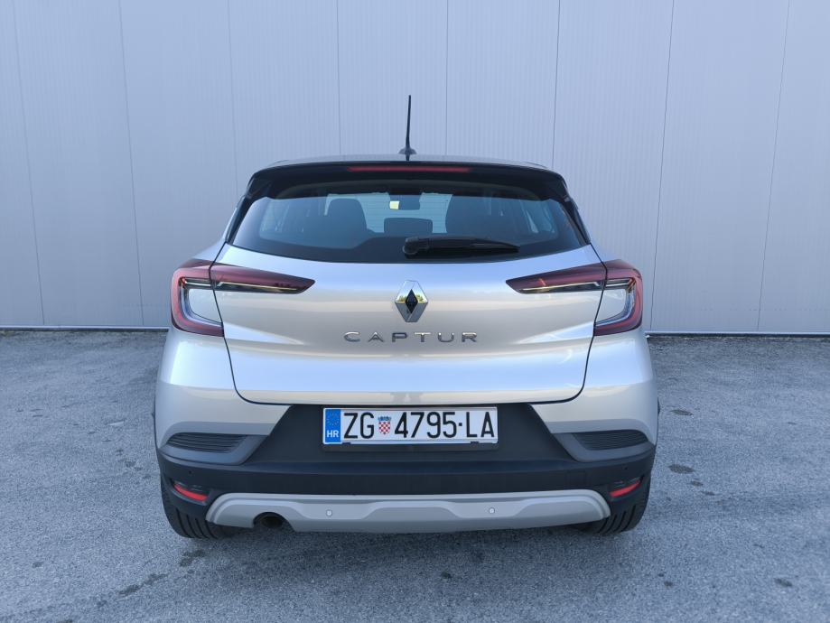 Renault Captur 1,5 dCi INTENS / Dvobojna, Kamera, Navi, Handsfree, LED, fotografija 5