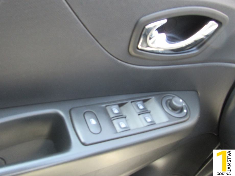 Renault Captur dCi 110 Energy Limited Start&Stop, 2015 god.