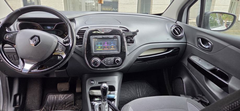 Renault Captur dCi 90 EDC automatik HR auto, fotografija 15