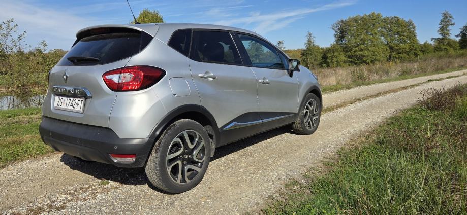 Renault Captur dCi 90 EDC automatik HR auto, fotografija 7