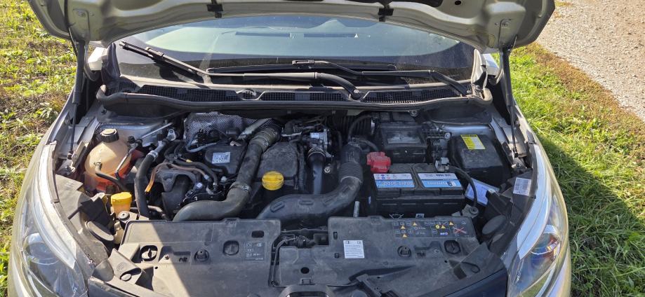Renault Captur dCi 90 EDC automatik HR auto, fotografija 19