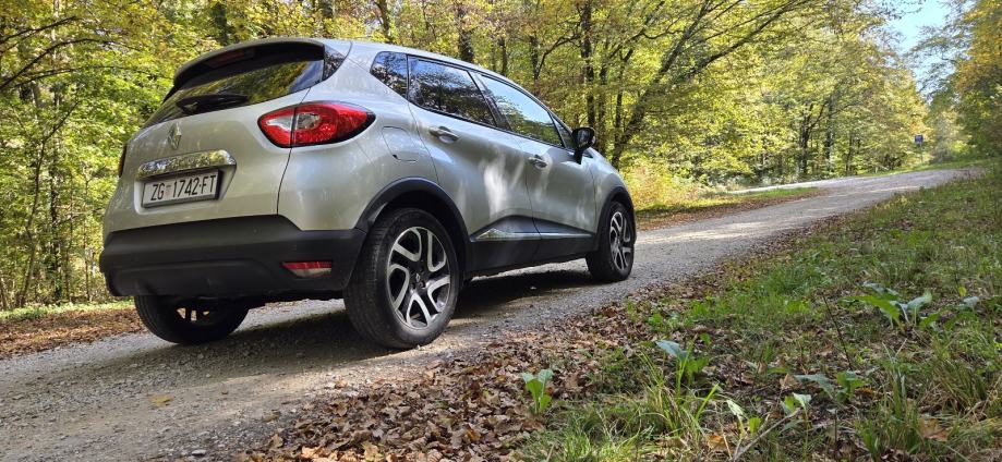 Renault Captur dCi 90 EDC automatik HR auto, fotografija 12