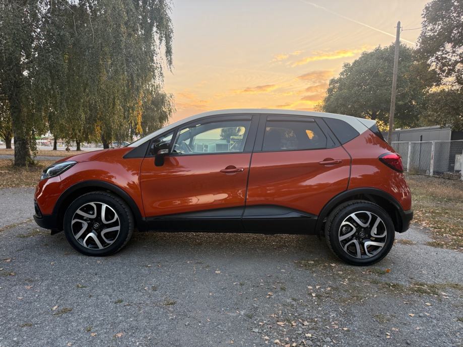 Renault Captur dCi 90 LUXE-NAVI-TEMP.-R. KAMERA—AUT. KLIMA-ALU 17, fotografija 2