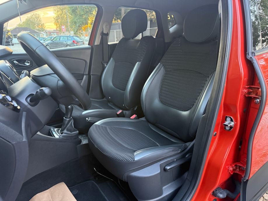 Renault Captur dCi 90 LUXE-NAVI-TEMP.-R. KAMERA—AUT. KLIMA-ALU 17, fotografija 10
