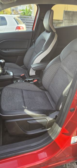 Renault Captur dCi crveno crna kombinacija top auto, fotografija 11
