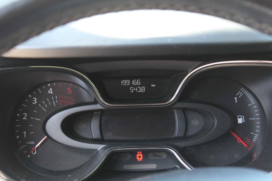 Renault Captur dCi, fotografija 12