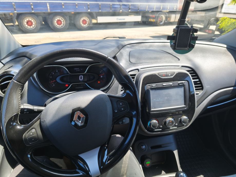 Renault Captur dCi, fotografija 12