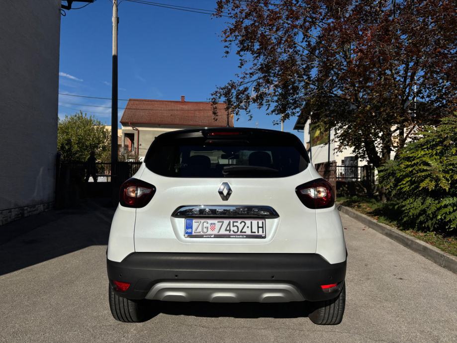 Renault Captur *Intens* TCe 120 AUTOMATIK 90 000 tkm "KAO NOV", fotografija 4