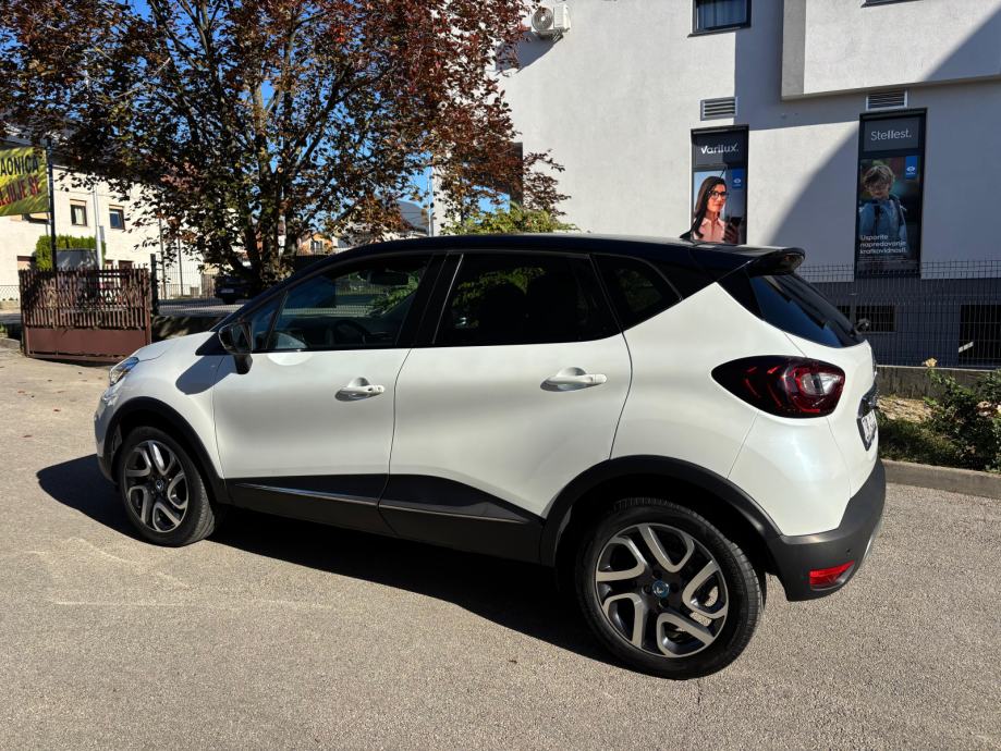 Renault Captur *Intens* TCe 120 AUTOMATIK 90 000 tkm "KAO NOV", fotografija 3