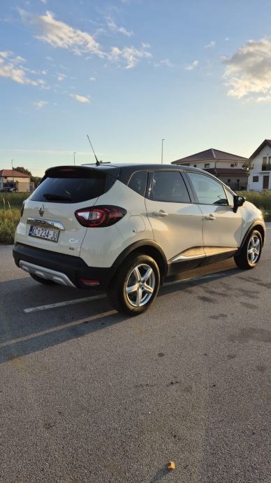 Renault Captur Intense, 10/2017 Facelift, reg. 04/27, bez ulaganja, fotografija 3