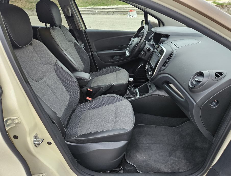RENAULT CAPTUR TCe 120 • FULL OPREMA • SAMO 88.000KM • U DOLASKU..., fotografija 12