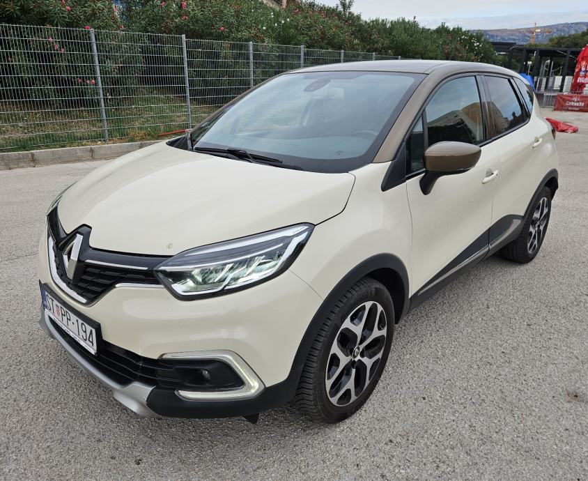 RENAULT CAPTUR TCe 120 • FULL OPREMA • SAMO 88.000KM • U DOLASKU..., fotografija 9