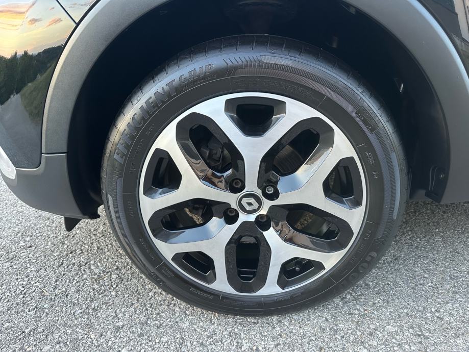 RENAULT CAPTUR 1.2 TCe INTENSE | VELIKI SERVIS | FULL LED | KAMERA, fotografija 19