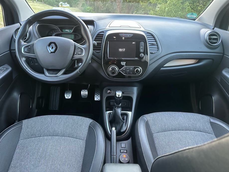 RENAULT CAPTUR 1.2 TCe INTENSE | VELIKI SERVIS | FULL LED | KAMERA, fotografija 13