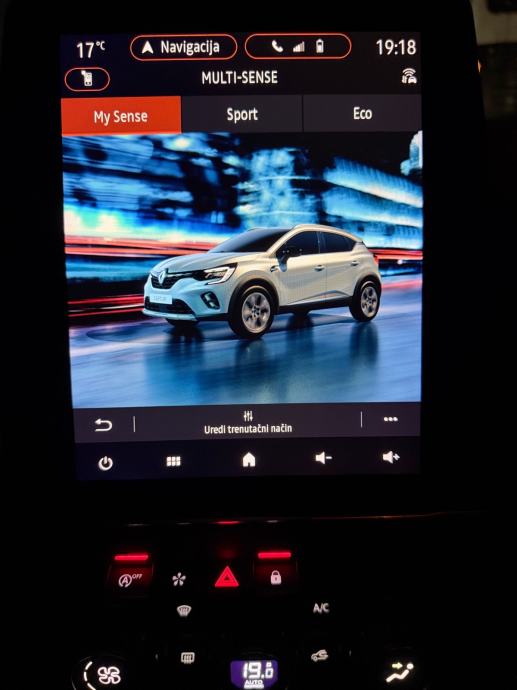 Renault Captur TCe 140 R.S.Line-registriran godinu dana, fotografija 13