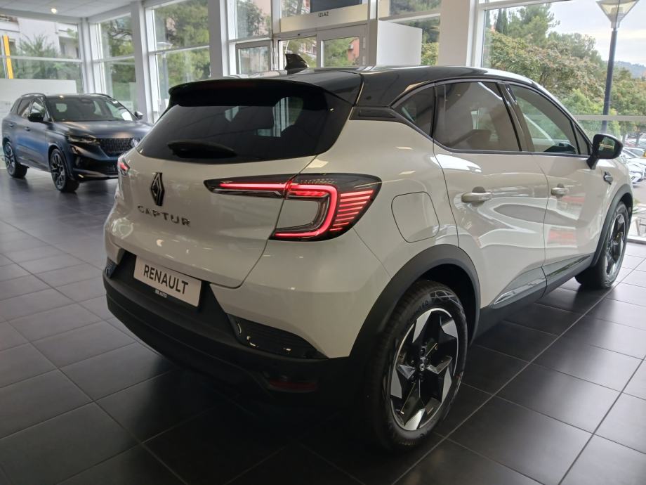 Renault Captur TCe 140 Techno EDC * NOVO VOZILO *, fotografija 5