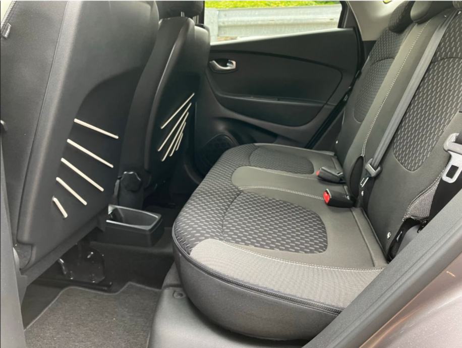 Renault Captur TCe,35TKM,NAVI,LED,PDC,ALU,TEMPOMAT,INTENSE, fotografija 7