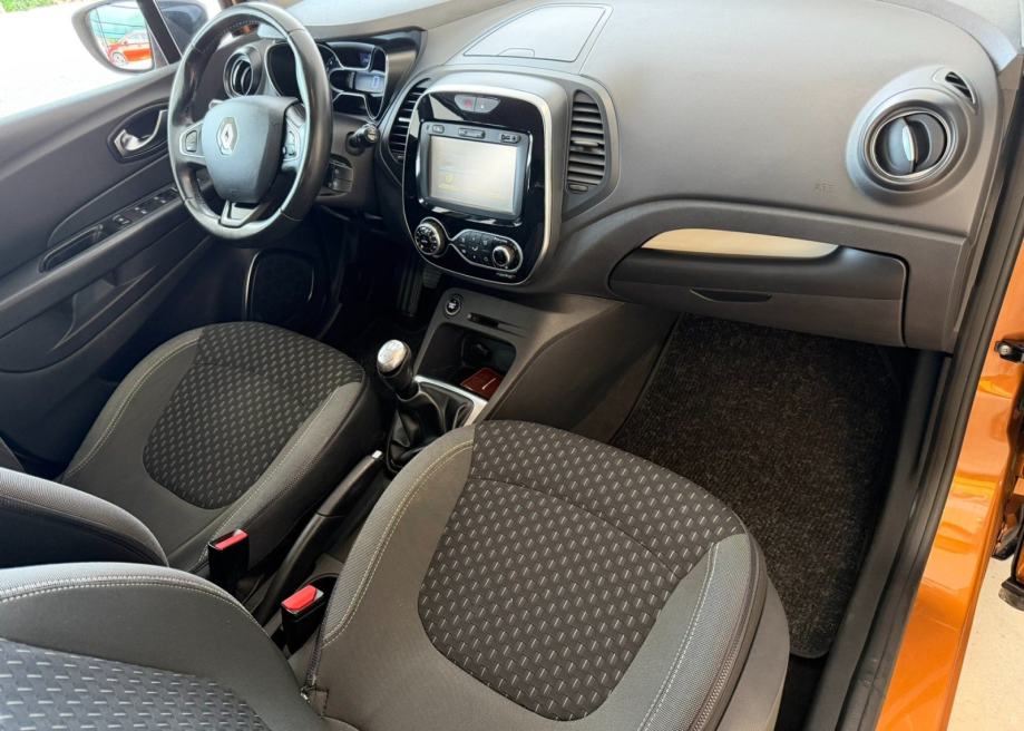 Renault Captur TCe 90- 1. vlasnik, servisna, 114.000km!, fotografija 16