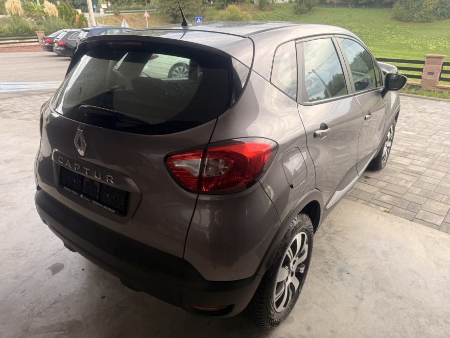 Renault Captur⭐TCE 90⭐ navigacija⭐ automatska klima⭐tempomat⭐, fotografija 4