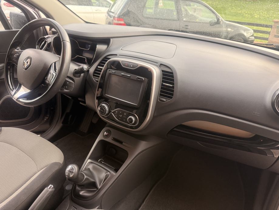 Renault Captur⭐TCE 90⭐ navigacija⭐ automatska klima⭐tempomat⭐, fotografija 6
