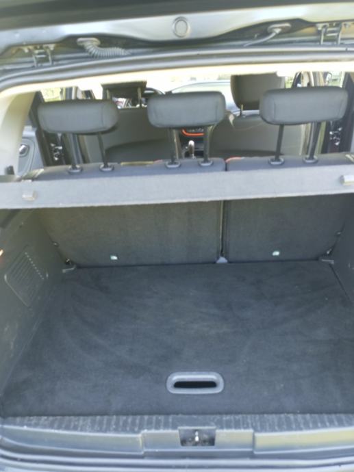 Renault Captur TCe 90, fotografija 13