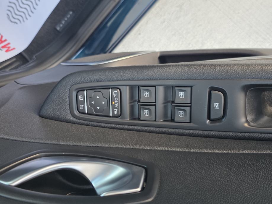 Renault Captur TCe ALU,NAVI KAMERA,FUL LED, fotografija 17