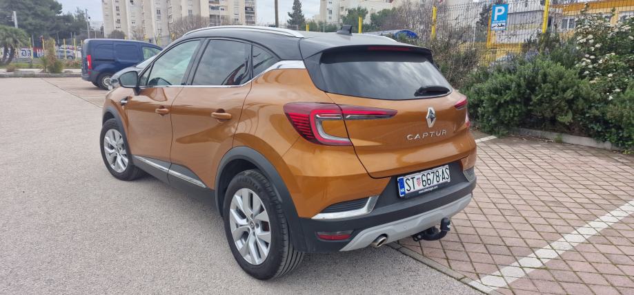 Renault Captur TCe automatik 154ks, full oprema, fotografija 5