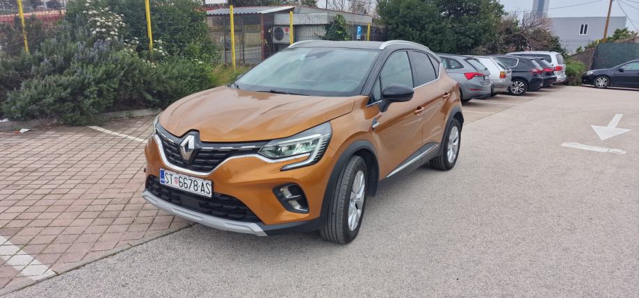 Renault Captur TCe automatik 154ks, full oprema, fotografija 3