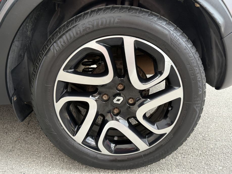 Renault Captur TCe *HELLY HANSEN* 120 EDC Automatik *X-Mod* NAVI, PDC, fotografija 6