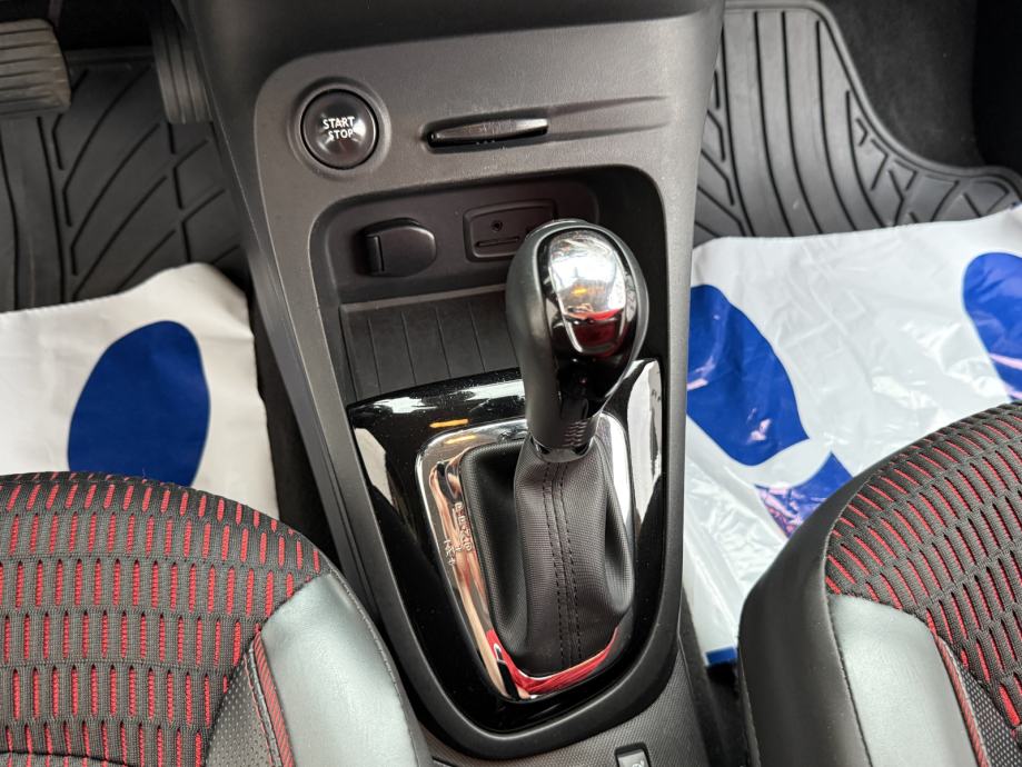 Renault Captur TCe *HELLY HANSEN* 120 EDC Automatik *X-Mod* NAVI, PDC, fotografija 15