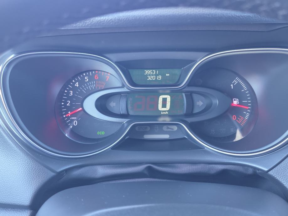 Renault Captur TCe INTENS,NAVI,FUL LED 39 T.K.M, fotografija 13